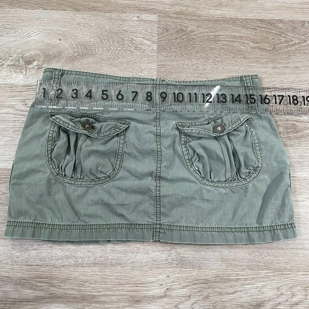 Low Rise Mini Skirt - Picture 3 of 9